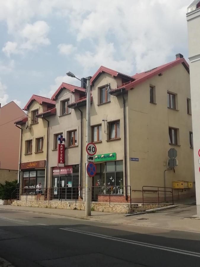 Apartament W Centrum Olesna Olesno Exterior foto
