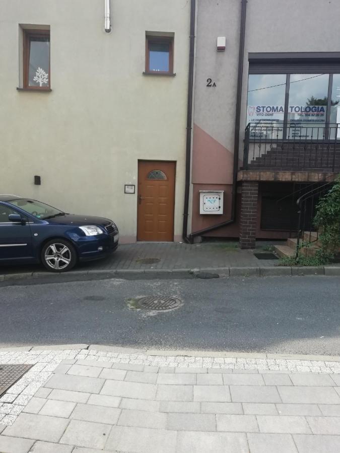 Apartament W Centrum Olesna Olesno Exterior foto