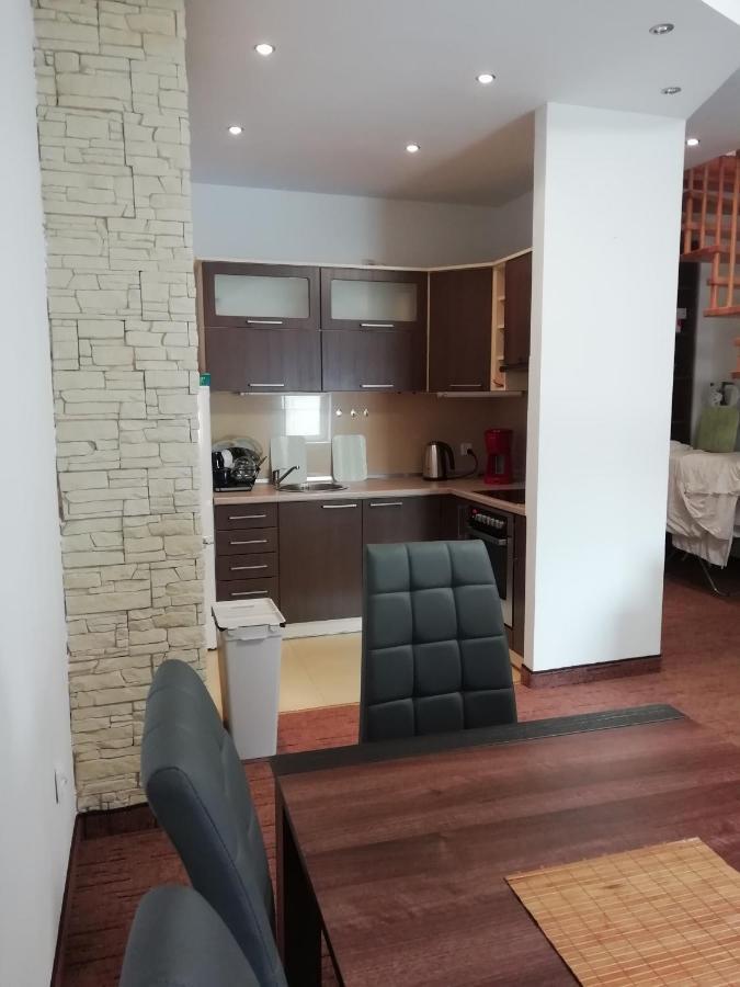 Apartament W Centrum Olesna Olesno Exterior foto