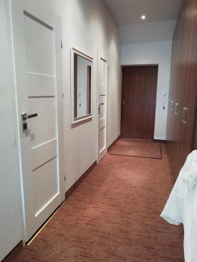 Apartament W Centrum Olesna Olesno Exterior foto